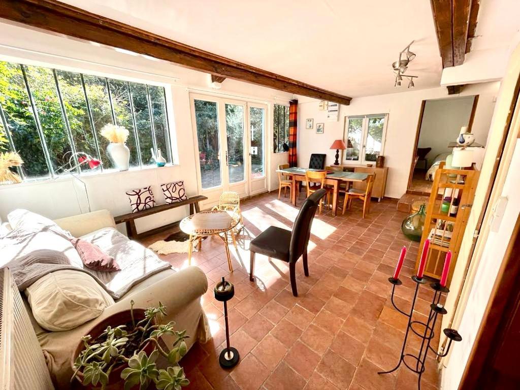 Charmante Maison Dans Jardin, Calme, 55M2- 2Ch, Metro, Tres Proche Paris Vitry-sur-Seine Extérieur photo
